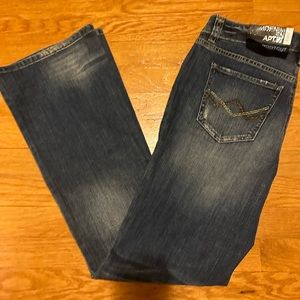 Women's New with tag Jeans size 6 boot cut Apt. 9 modern fit